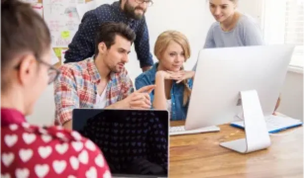 Points to check before choosing the right website development company - Teaser